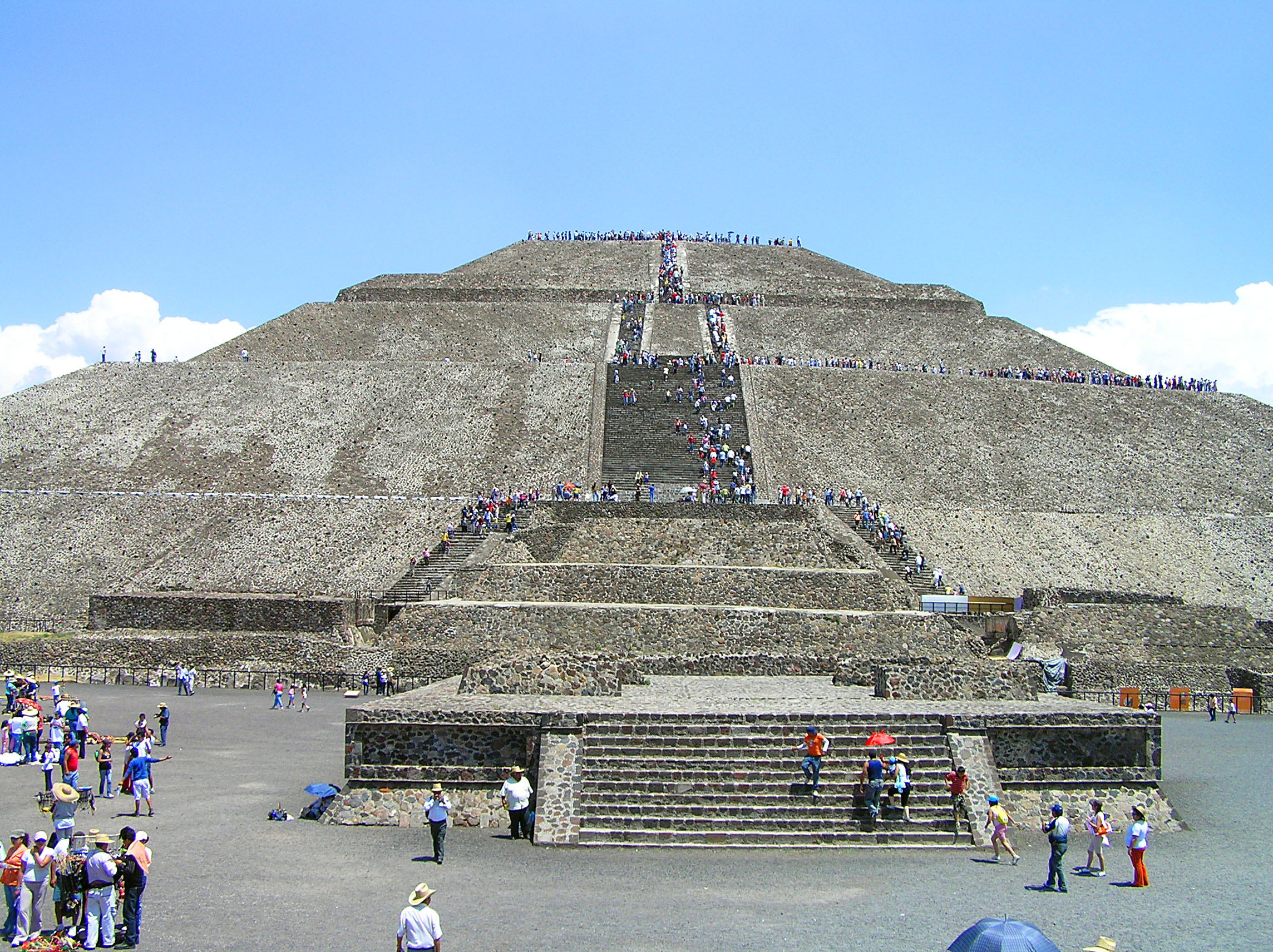 04_TEOTIHUACÁN_Pyramýda_slnka