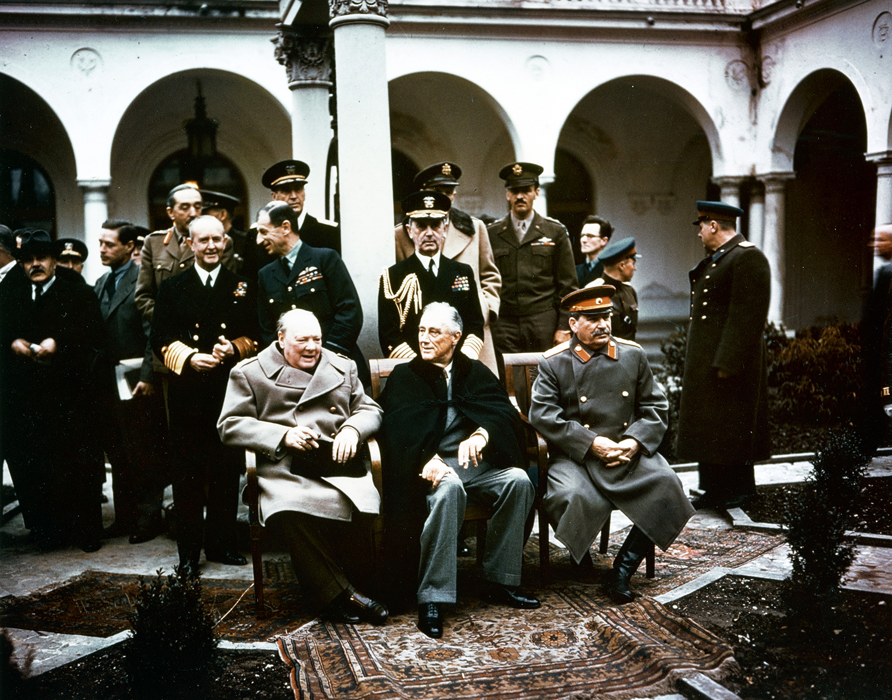1945