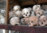 Lebky obetí červených Kmérov. (zdroj: wikipedia)
