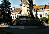 Na mieste popraviska postavili v roku 1751 barokové Mariánske súsošie.  (foto: Pavol Ičo)