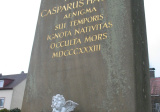 Hrob Gašpara Hausera na mestskom cintoríne v Ansbachu. (zdroj: wikipedia) 