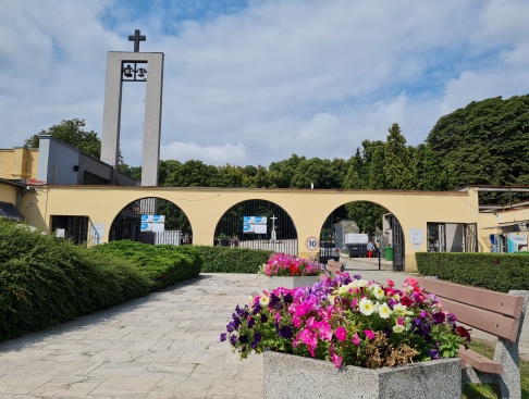 nazov