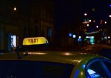 Taxi v meste, autor Skitterphoto www.pixabay.com 3698552.jpg