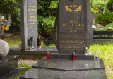 Smik Otto *20.1.1922 — † 28.11.1944 cintorín Slávičie údolie, priestor V.I.P. neďaleko hlavného vchodu, foto Pavel Ondera 