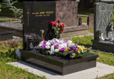 Doc. PhDr. Jozef Vengloš sa dožil 84 rokov. Zomiera 26. januára 2021. Miesto posledného odpočinku našiel v Bratislave na cintoríne Ružinov-Vrakuňa.