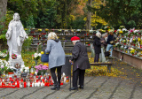Dušičky - Martinský cintorín Bratislava, autor Pavel Ondera