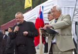 Moderátor súťaže, Ivan Tuli Vojtek (krstný otec magazínu Slovenské pohrebníctvo).
