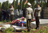 Odhalenie pamätníka 16 sovietskym vojakom v obci Zohor