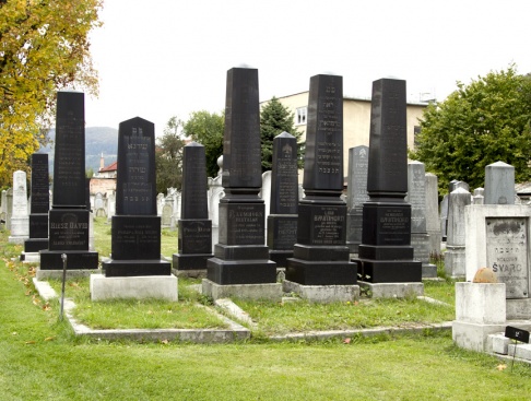 nazov